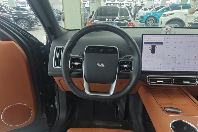 Used Li Auto L8 2023 Pro Model Steering Wheel