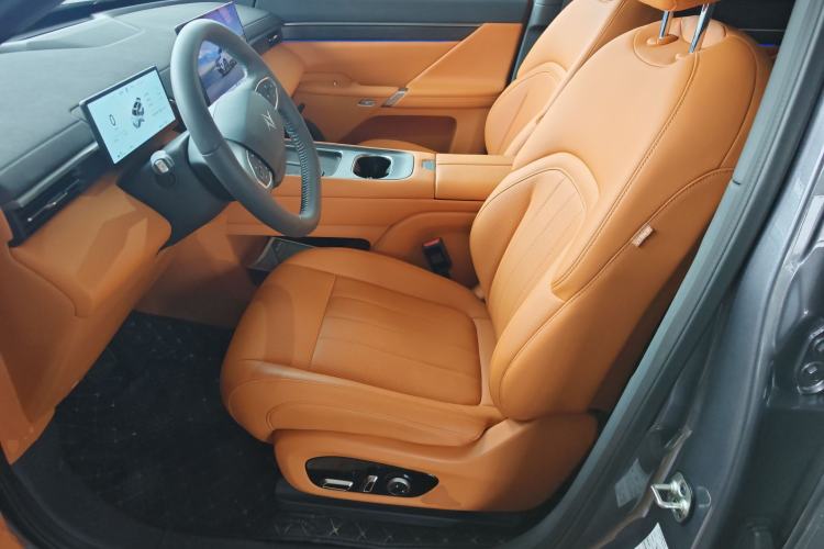 Used Dongfeng eπ eπ008 2025 636Ultra Smart Drive Version 6 Seats