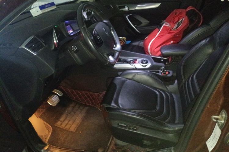 Used DS 6 2014 1.6T Luxury Edition THP200