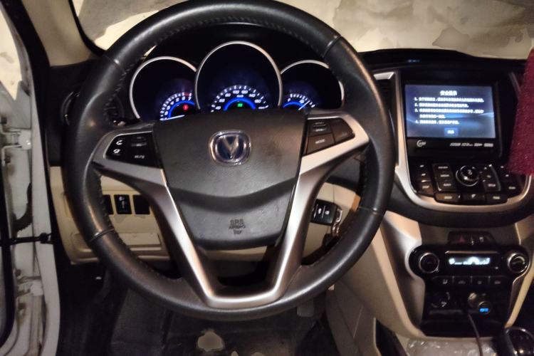 Used Changan Eado 2015 1.6L Manual Luxury Model China V Standard
