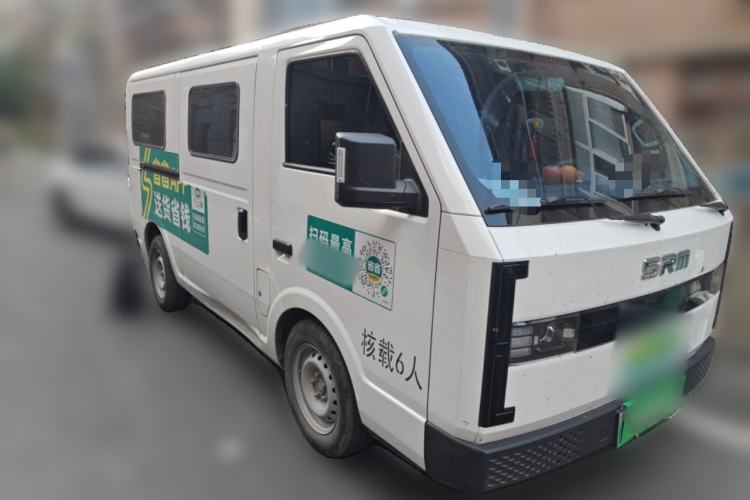 Used SRM New Energy E3 2025 Fudi 310KM Practical Passenger Vehicle Front Right 45 Deg