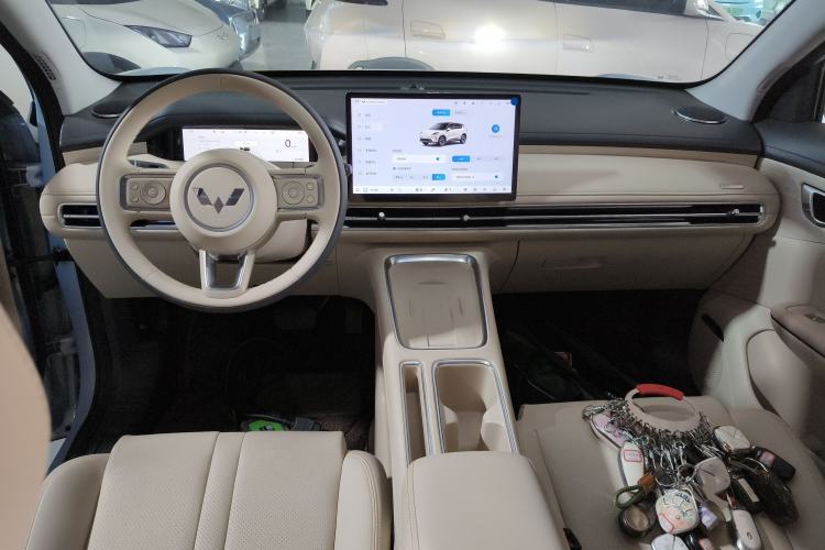 Used Wuling Bingo S 2025 Model 325km Deluxe Edition