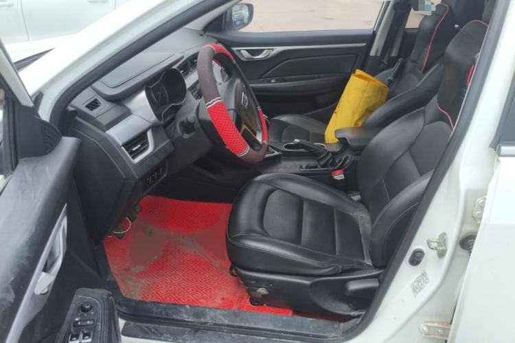 Used Geely Auto Vision 2019 Upgraded Model 1.5L Manual Luxury Version China VI Standard Driver Seat