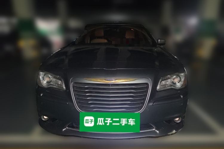 Used Chrysler 300C 2013 3.6L Premium Edition
