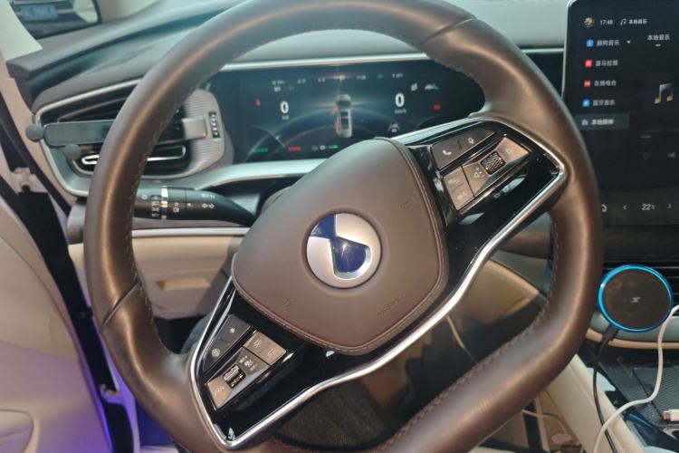 Used Denza D9 2024 EV 620 Premium Model Steering Wheel