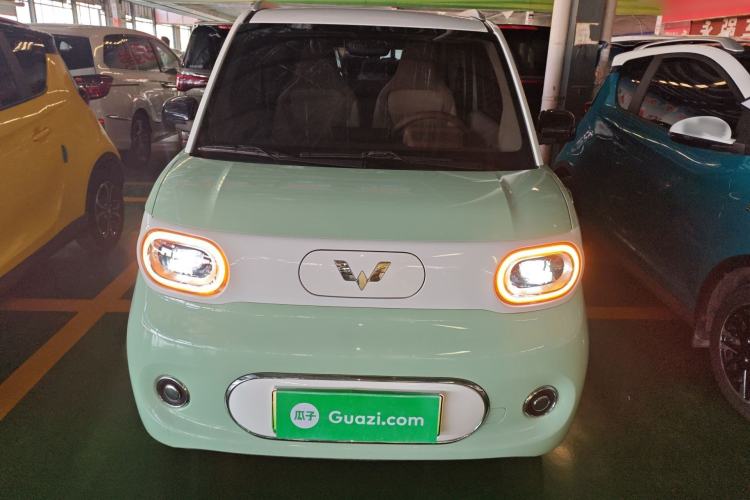 Used Wuling Hongguang MINIEV 2024 3rd Generation 215km Advanced Version Front
