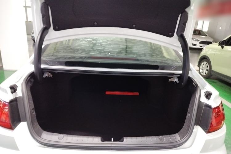 Used Geely Auto Emgrand GL 2017 1.8L DCT Elite Model
