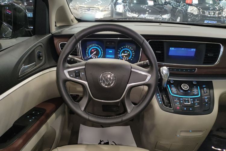 Used Buick GL8 2015 2.4L Luxury Business Premium Edition Steering Wheel