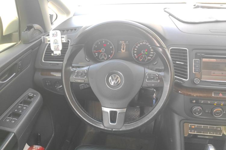 Used Volkswagen Sharan 2015 1.8TSI Comfort Model Steering Wheel