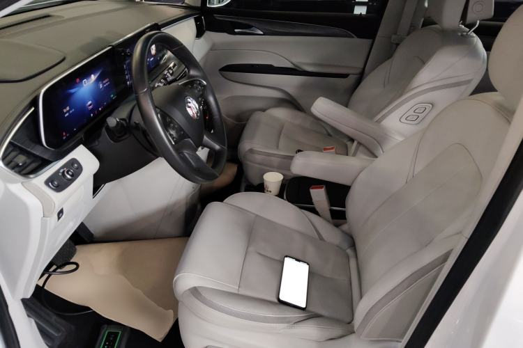 Used Buick GL8 2023 ES Lu Zun Deluxe and Yue Edition
