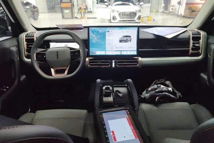 Used iCAR 03 2024 472km Four-Wheel Drive Long-Range Version Interior 2