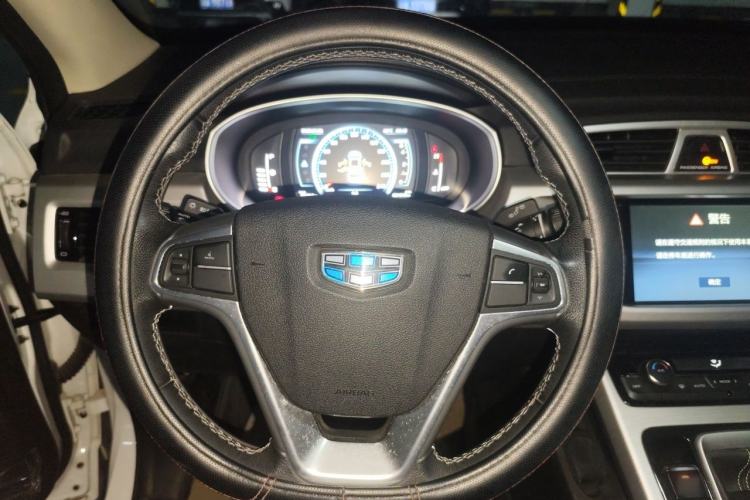 Used Geely Auto Emgrand X7 Sport 2016 2.0L Manual Smart Connect Version