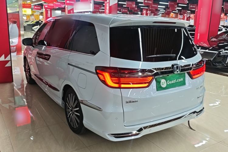 Used Honda Elysion 2024 2.0L eHEV Luxury Edition
