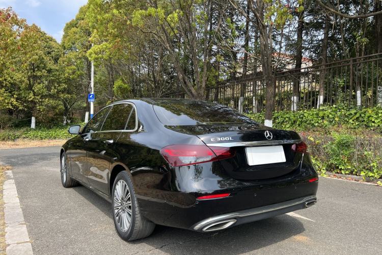 Used Mercedes-Benz E-Class 2023 Updated E 300 L Fashion Edition
