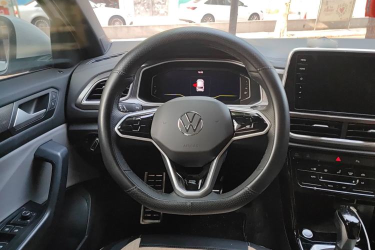 Used Volkswagen T-ROC 2024 300TSI DSG Two-Wheel-Drive Chen Guang Edition Steering Wheel