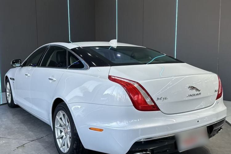 Used Jaguar XJ 2016 XJL 3.0 SC Two-Wheel-Drive Elegant Business Edition
