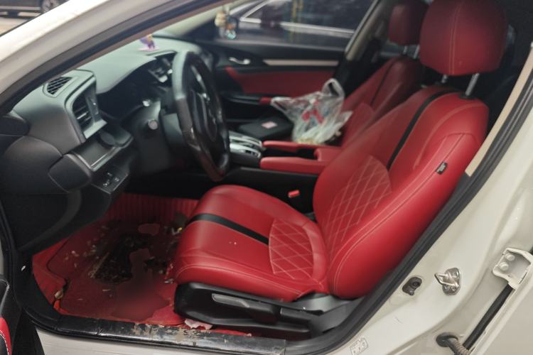 Used Honda Civic 2016 180TURBO CVT Comfort Version
