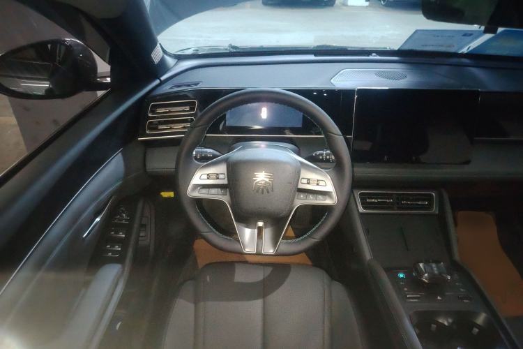 Used BYD Qin L 2024 DM-i 80KM Beyond Model
