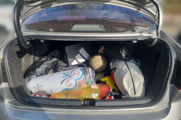 Used Volkswagen Sagitar 2015 1.6L Automatic Comfort Model Trunk