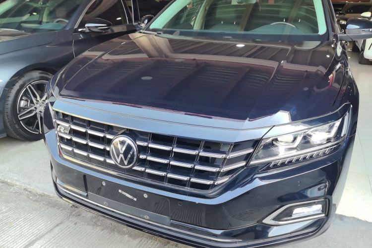 Used Volkswagen Passat 2020 Revised Version 330TSI Luxury Edition China VI Standard