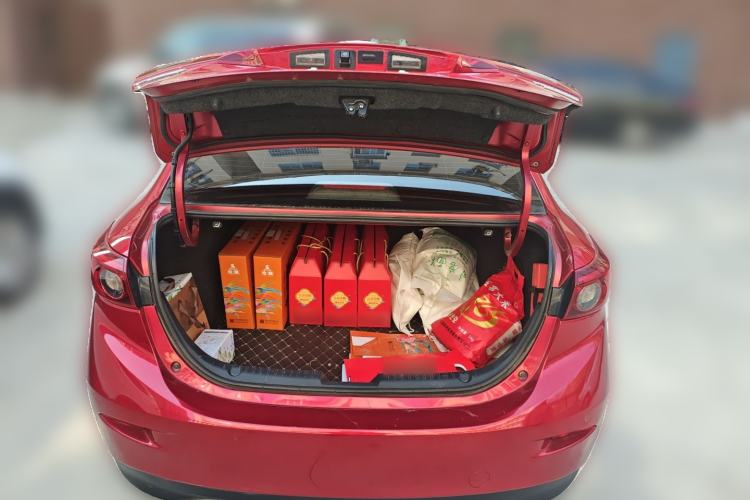 Used Mazda 3 Axela 2017 Sedan 1.5L Automatic Luxury Model Emission Standard China V