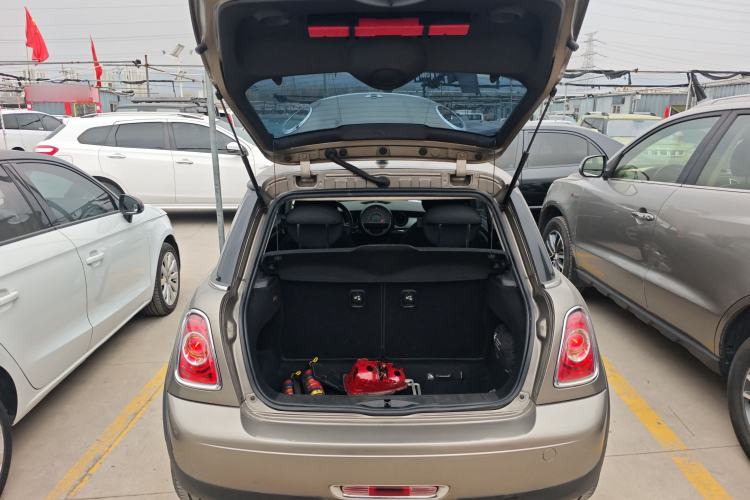 Used MINI 2011 1.6L ONE