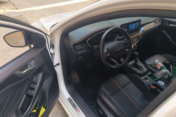 Used Ford Focus 2022 Hatchback EcoBoost 180 Automatic ST Line