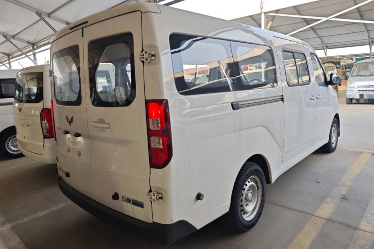 Used Wuling Yangguang 2025 Model 400km Bus Edition—Comfort Edition