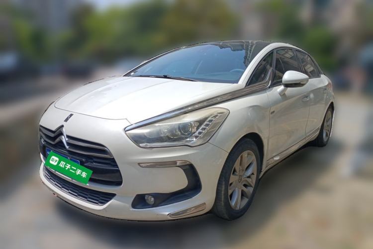 Used DS 5 2014 1.6T Luxury Edition THP160