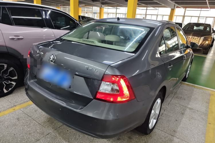 Used Skoda Rapid 2013 1.6L Automatic Smart Selection Model
