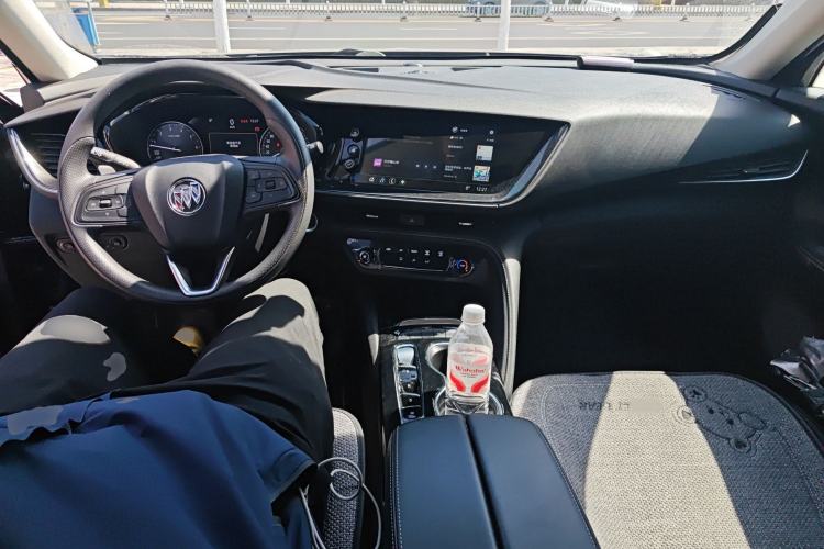 Used Buick Envision 2022 Encore S 552T Two-Wheel Drive Elite Model