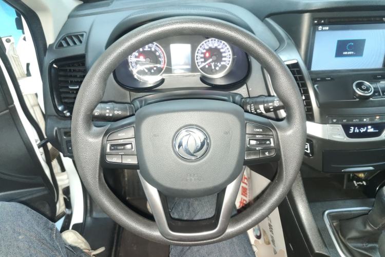 Used Dongfeng Fengdu MX5 2016 1.4T Manual Luxury Edition