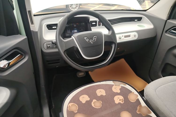 Used Wuling Hongguang MINIEV 2021 Macaron Fashion Model Lithium Iron Phosphate