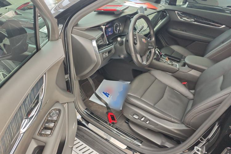 Used Cadillac XT6 2020 28T Six-Seater Four-Wheel-Drive Luxury Version
