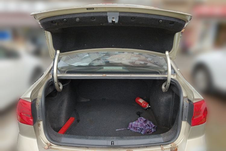 Used Volkswagen Bora 2017 1.6L Automatic Fashion Model
