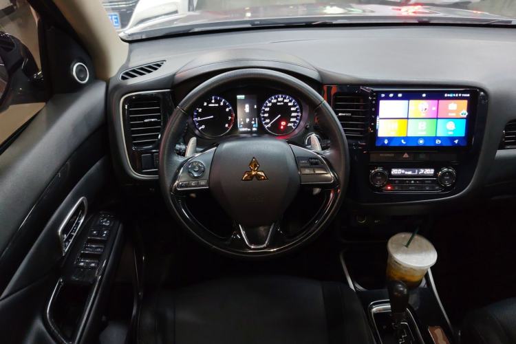 Used Mitsubishi Outlander 2018 2.4L 4x4 Elite Edition 5 Seats