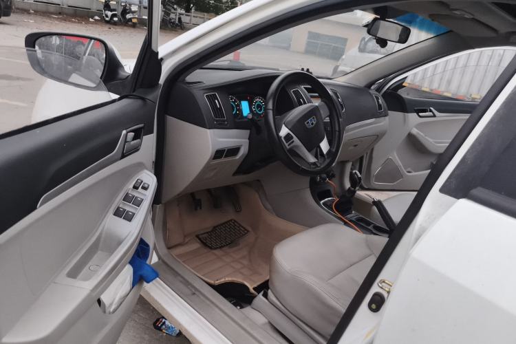 Used Geely Auto Vision 2015 1.3T Manual Luxury Model Driver Seat