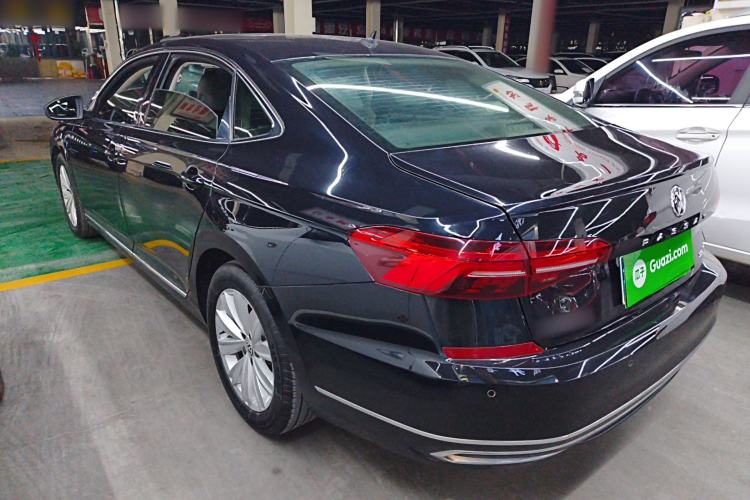 Used Volkswagen Passat 2019 330TSI Elite Edition China VI Rear Left 45 Deg