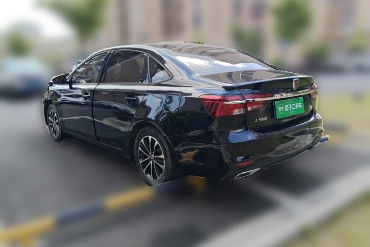 Used Roewe i6 2019 PLUS 1.6L Manual 4G Connected Deluxe Top-Tier Version