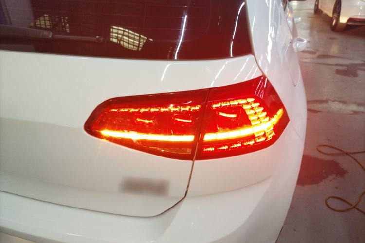 Used Volkswagen Golf 2016 230TSI Automatic Comfort Version Right Rear Taillight