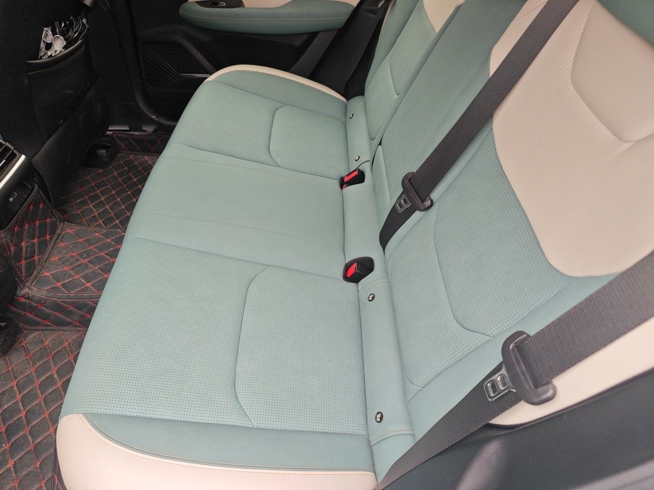 Geely Auto Emgrand L HiP 2022 1.5TD-DHT Pro 100KM Super Rui — снимка 17