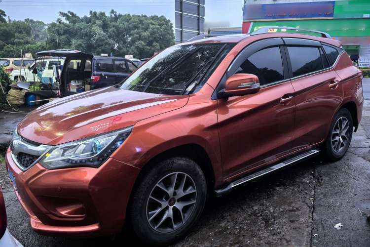 Used BYD Song 2017 Gaishi Upgrade Edition 1.5TI Manual Elite Model