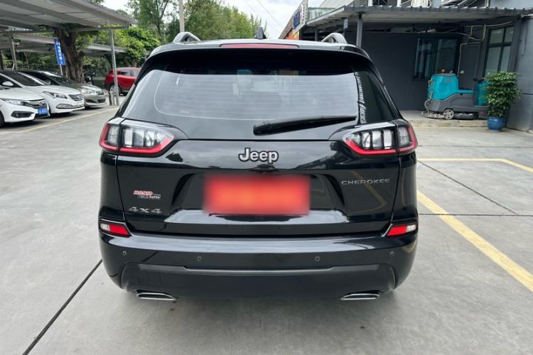 Used Jeep Cherokee 2021 2.0T Four-Wheel Drive 80th Anniversary Edition
