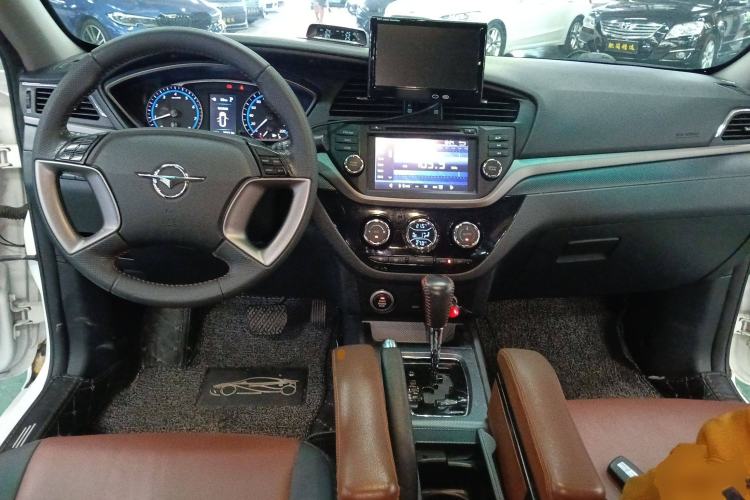 Used Haima M6 2017 1.5T CVT Luxury Model