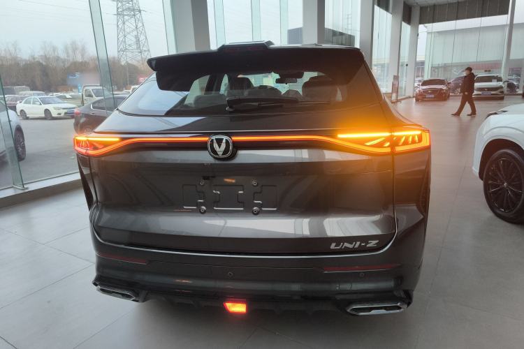 Used Changan UNI-Z New Energy 2024 Blue Whale Smart Electric iDD 125km Leading Model