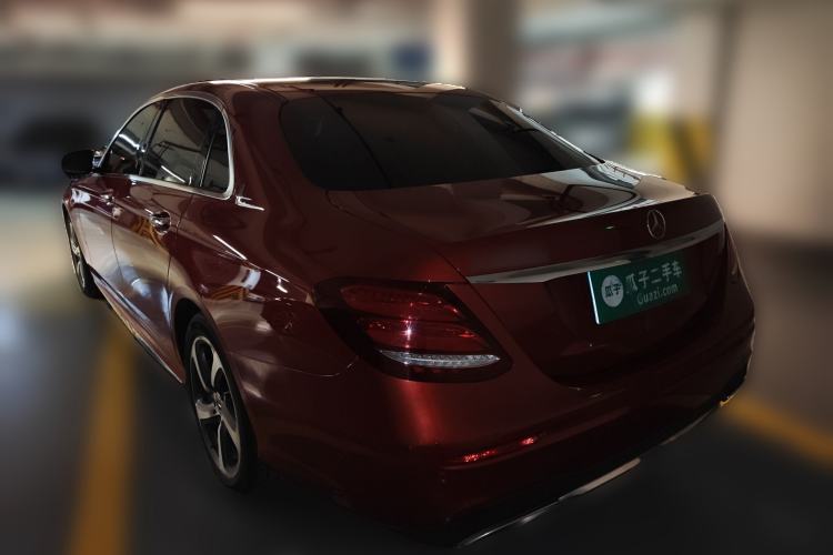 Used Mercedes-Benz E-Class 2019 E 300 L Sporty and Stylish Model