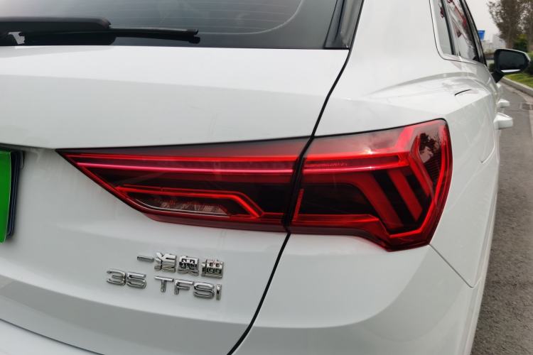 Used Audi Q3 2021 35 TFSI Fashion Dynamic Model Exterior 6