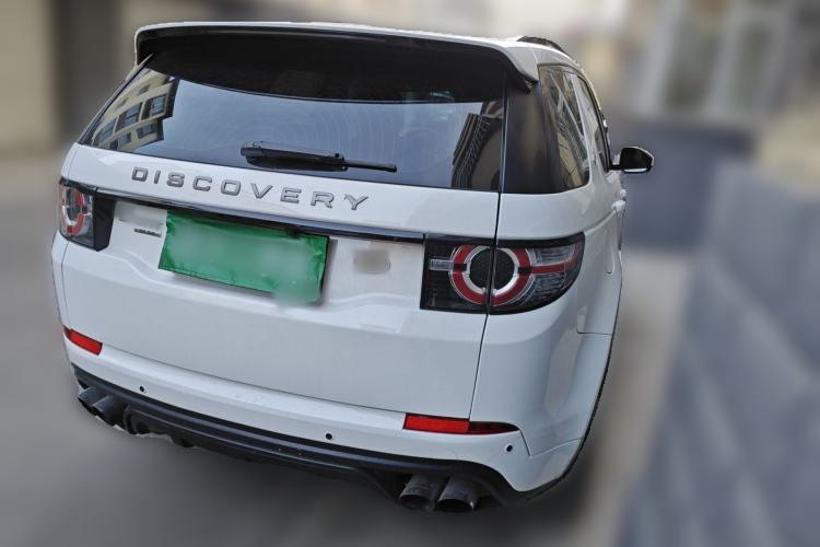 Used Land Rover Discovery Sport 2016 2.0T SE Rear Right 45 Deg