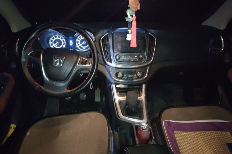 Used Baojun 560 2015 1.8L Manual Elite Edition
