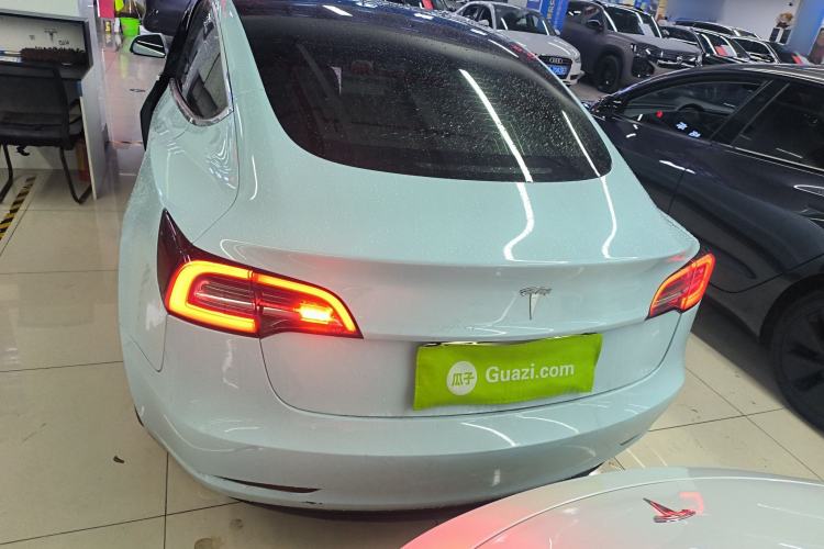 Used Tesla Model 3 2019 Long-Range Rear-Wheel-Drive Version
